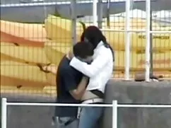 Chica cogiendo señor ...
