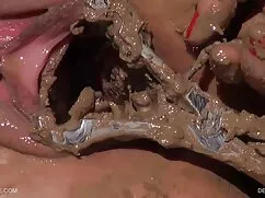 Rubia porno con seño ...