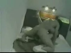 Super linda cojiendo ...